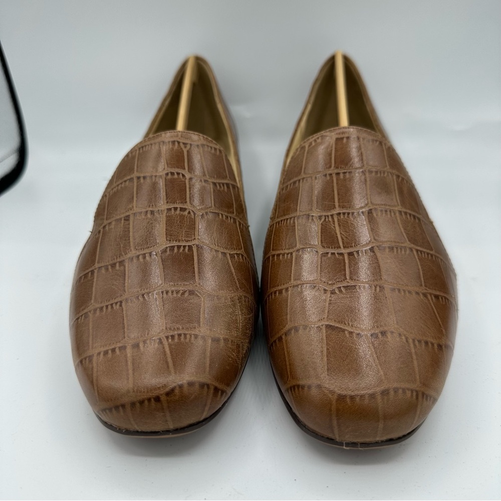 Naturalizer Womens Maple Crocodile Flats